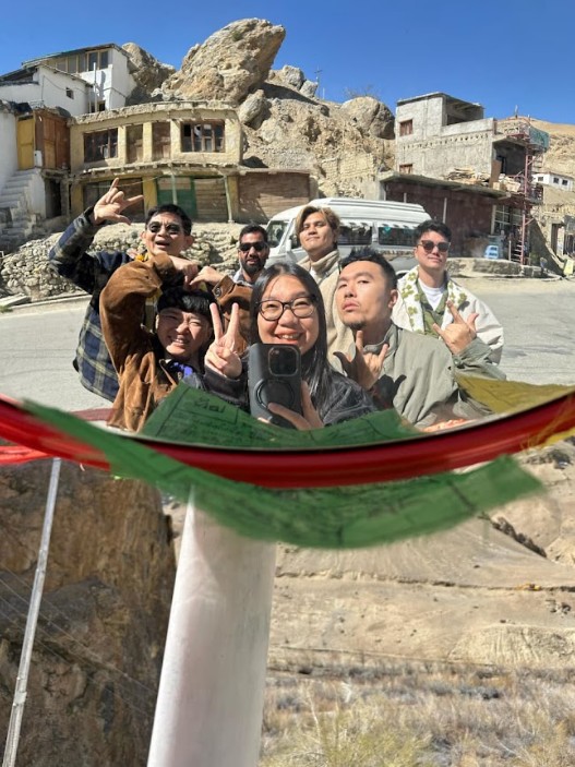 Kashmir Rental Taxi Vision